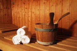 Sauna / roesli48 / pixelio.de